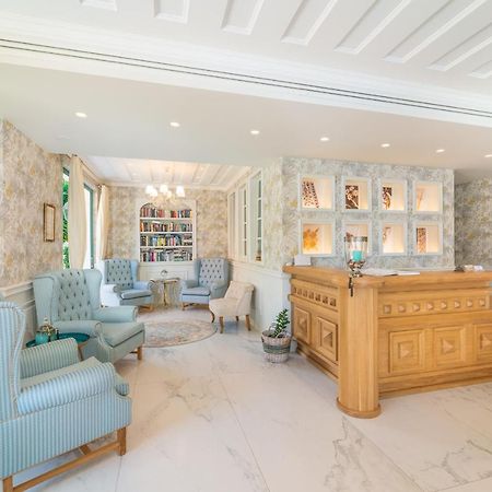 Orion Hotel Нидри Екстериор снимка